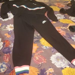 Nike sweater set